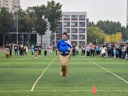 怀特第三节轰14分带队反超，米勒单节4三分回应