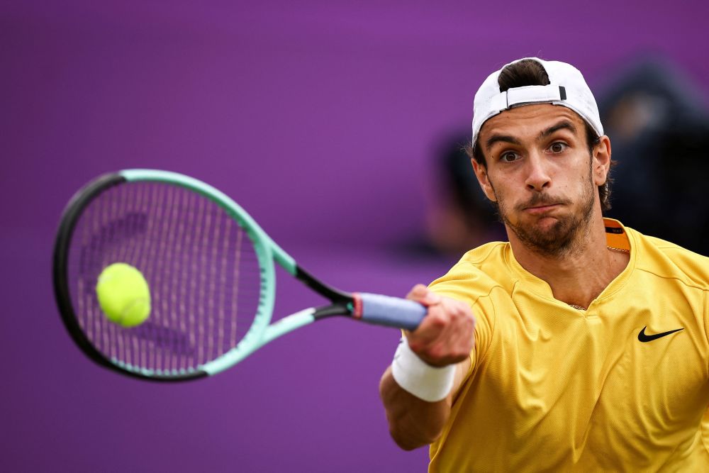 职业生涯初 职业生涯初